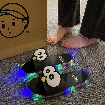 👣👣Chinelos giros com motivos de desenhos animados que brilham