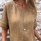 Blusa feminina de algodão e linho, de cor lisa, com gola redonda e mangas curtas