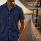 Conjunto de roupa de praia com riscas verticais para homem