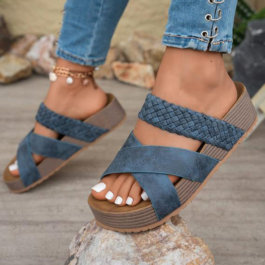 👡 51% DE DESCONTO AGORA! 🔥 Sandálias de cunha com tiras entrecruzadas para mulher – Confortáveis, elegantes e perfeitas para os dias de verão ☀️