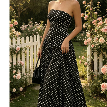 Vestido sem alças com bolinhas - Moda feminina