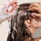 🥳Oferta Imperdível 2026🥳💞Mais de 50 mil vendidos! 💆✨ 50% de desconto! Massajador de couro cabeludo em silicone – cerdas macias, não puxa o cabelo, uso a seco ou no banho, à prova de água. Relaxe e estimule a circulação! 🛡️💚