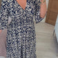 🔥Desconto sazonal de 50%🔥Vestido às flores com decote em V